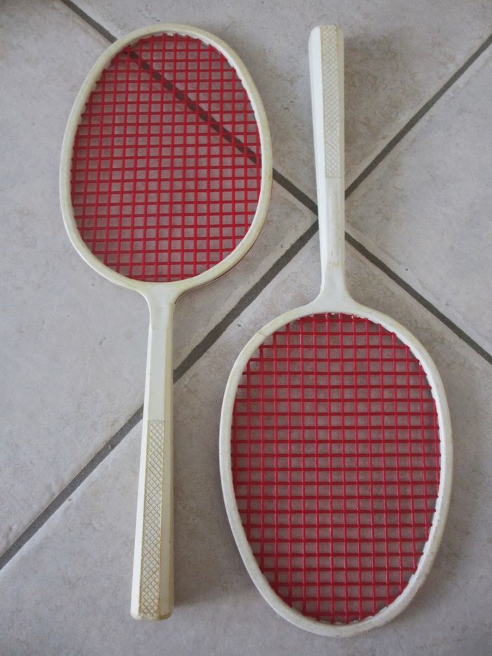 Lot de 2 paires de raquettes plastique + 4 balles en mousse - photo numéro 3