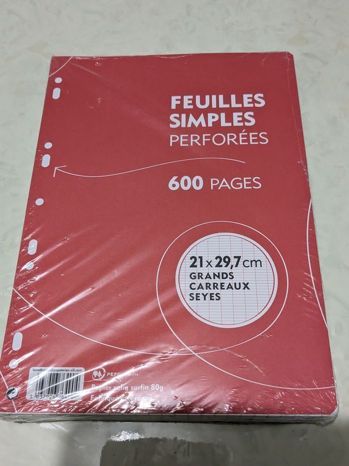 Lot de 4 paquets de feuilles simples perforées. Taille 21x 29,7 cm - photo numéro 3
