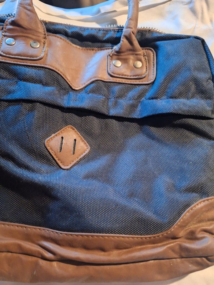 Sac à main ou fourré tout - photo numéro 2