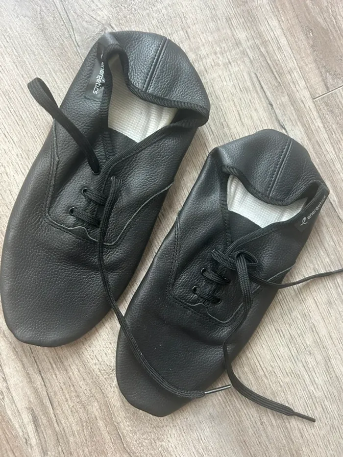 Chaussons de gym neuf
