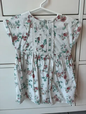 Robe tape à l’œil