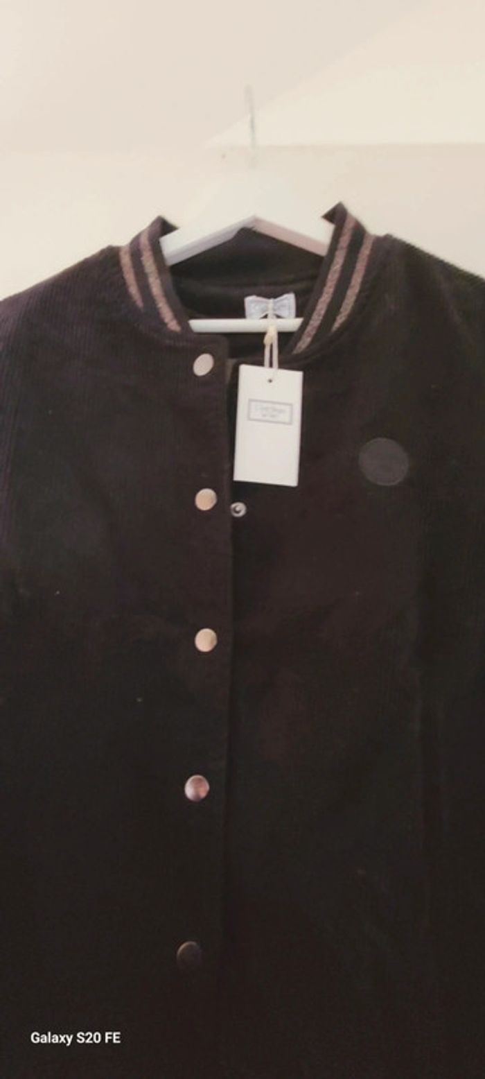 Superbe Teddy en velours noir neuf avec étiquette marque créateur C'est beau la vie taille 44/46 - photo numéro 4