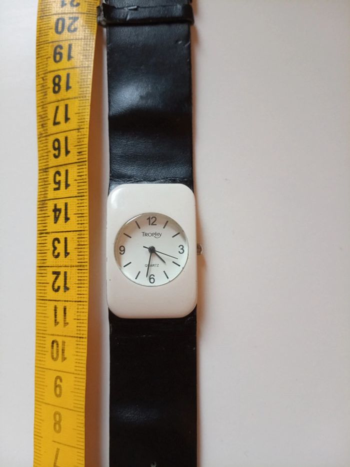Montre - photo numéro 3