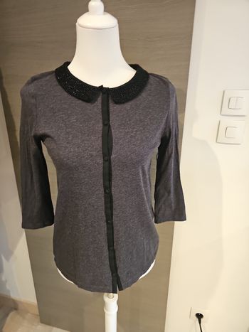 haut cyrillus gris col perlé chic élégant taille S