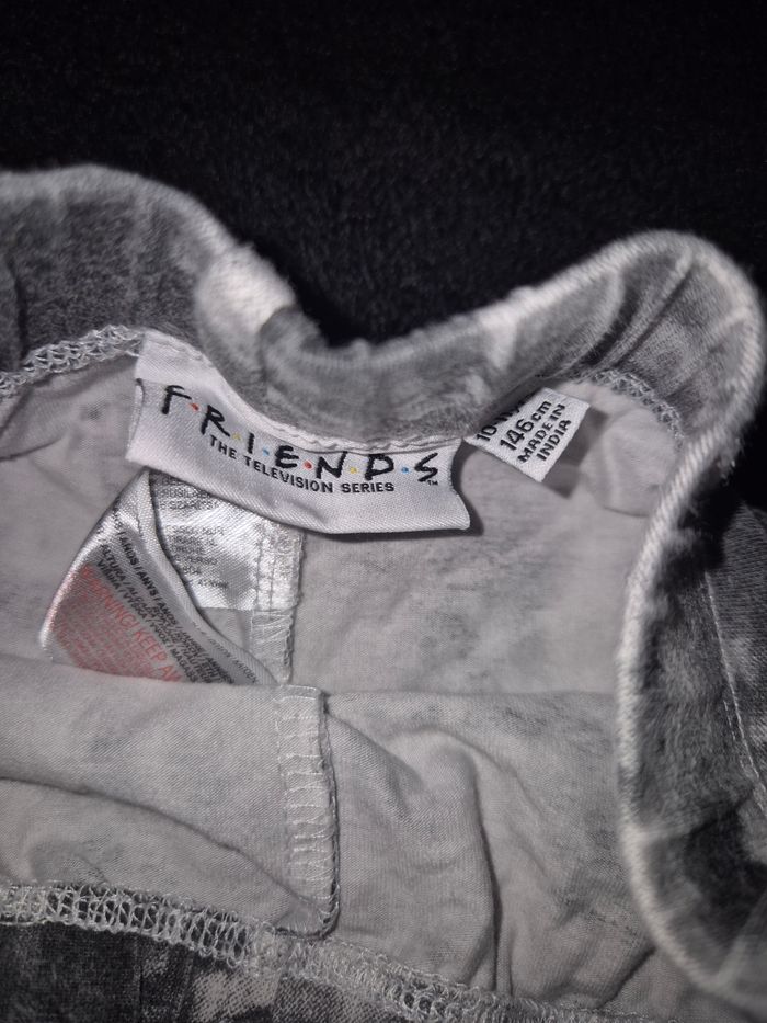 Short Friends - photo numéro 3