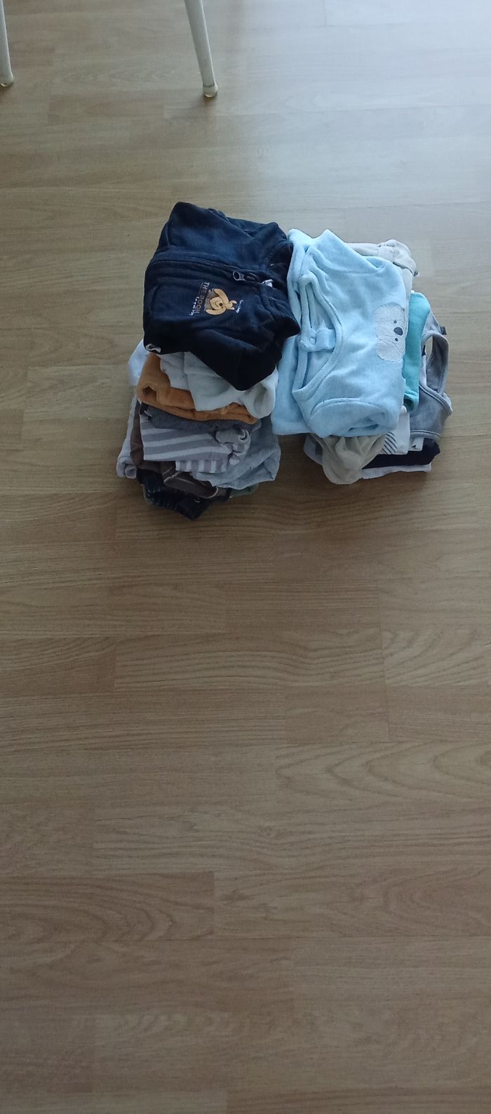 26 articles garçon 0/3 mois