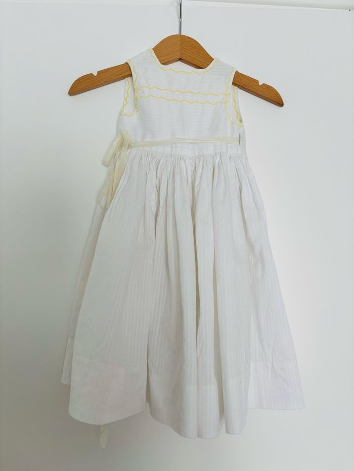 Robe baptême ou cérémonie bébé 1-3mois estimé - photo numéro 2