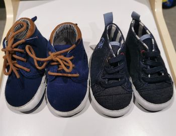 Lot chaussure bébé 6- 12 mois