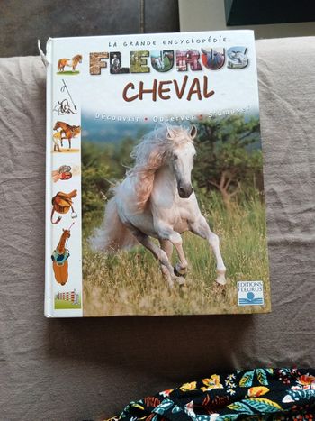 Livre cheval encyclopédie