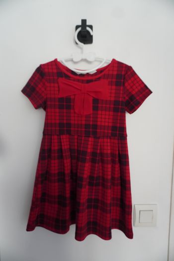 Robe h&m avec noeud papillon