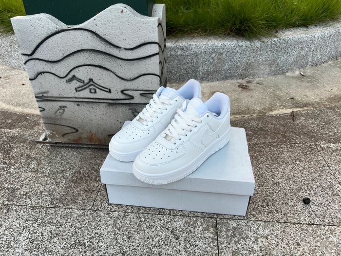 Nike Air Force 1 Low '07 White 45