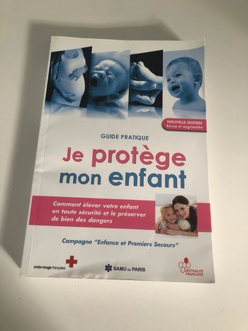 Livre je protège mon enfant