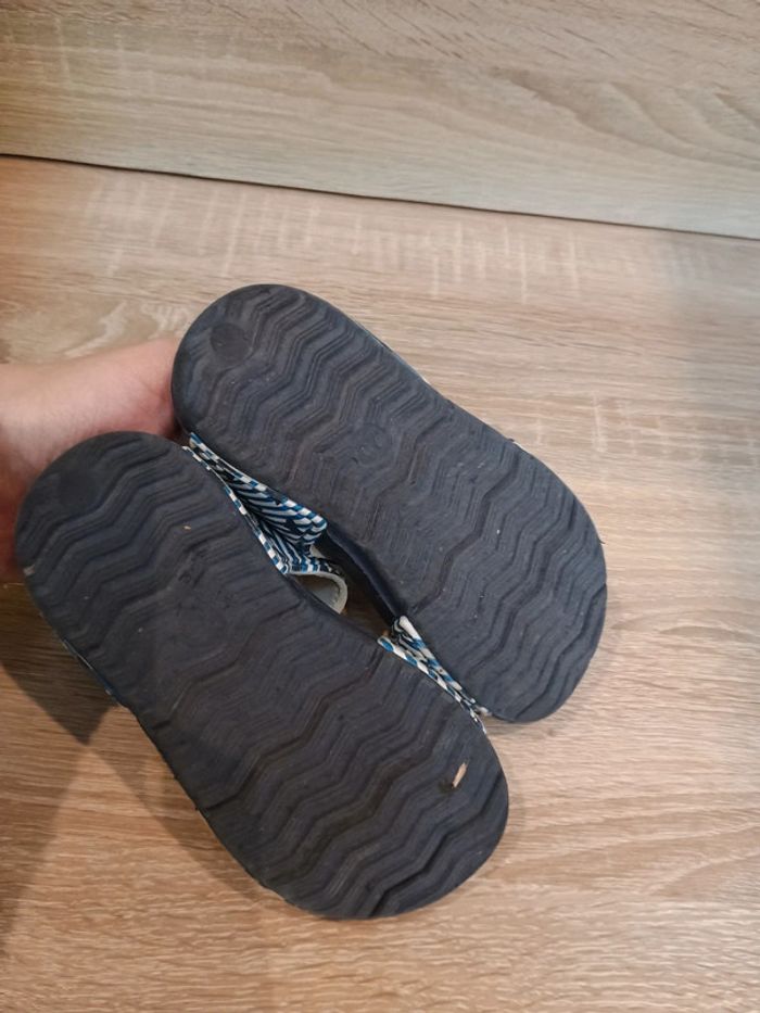 Sandales garçon taille 25 - photo numéro 3