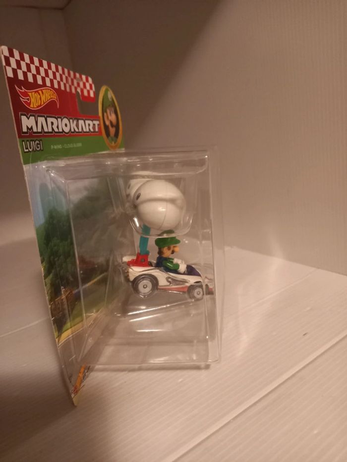 Hotwheel mario kart luigi cloud glider - photo numéro 2