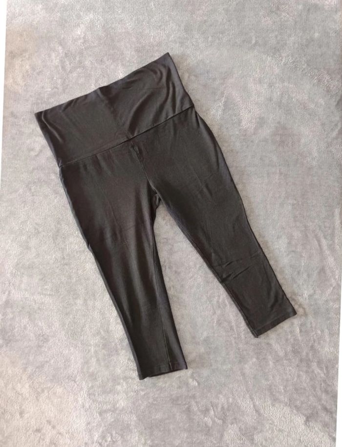 Legging court de grossesse taille 38/40 - photo numéro 2