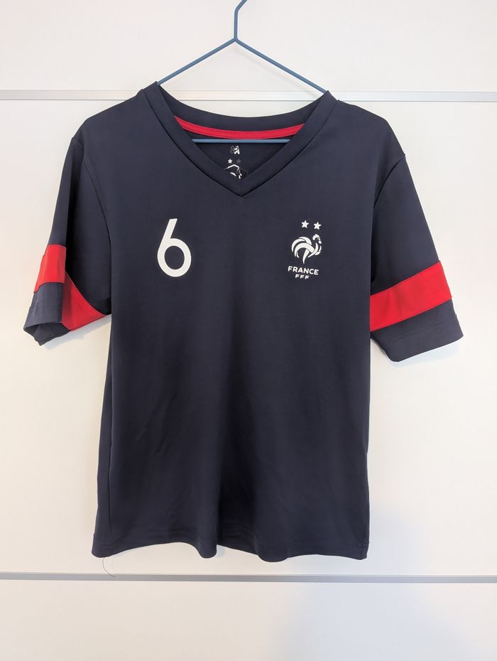 Maillot de foot équipe de France FFF numéro 6 taille 8 ans - photo numéro 1