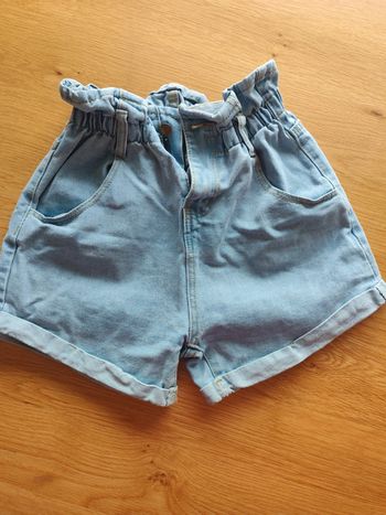 Short en jeans