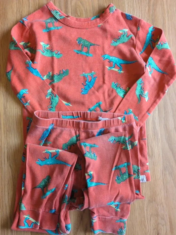 Pyjama dinosaures - photo numéro 3