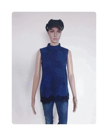 Magnifique blouse col montant