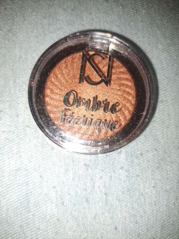 Fard a paupiere cuivre féerique