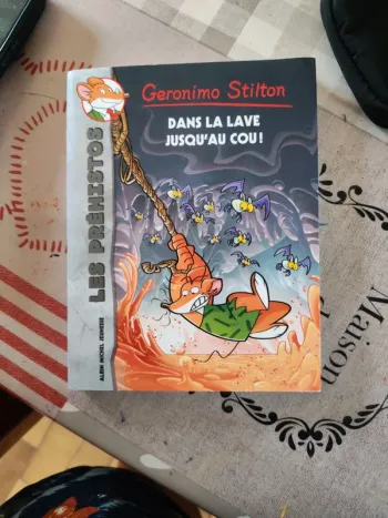 Geronimo stilton dans la lave jusqu'au coup