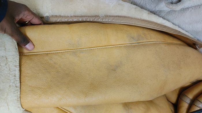 Beau manteau en peau de mouton retourné Shearling montone capuche laine blanche - photo numéro 10