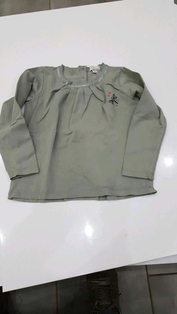 T  shirt  mila blue 4  ans