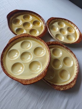 Lot de 4 plats à escargots GIEN France