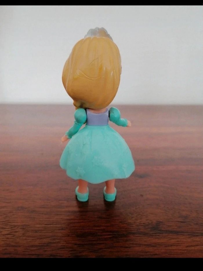 Figurine princesse Anna enfant de la Reine des Neiges - photo numéro 3