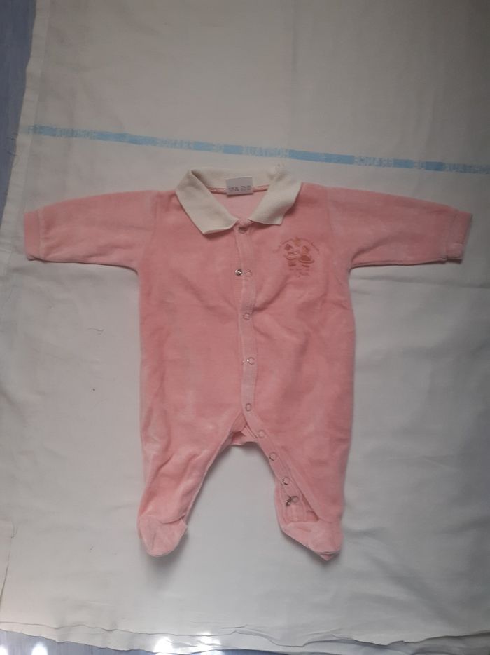 Babygros rose col blanc