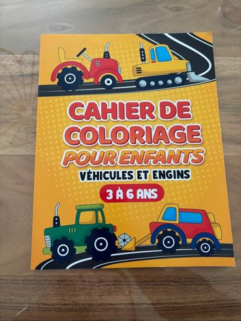 Cahier de coloriage véhicule