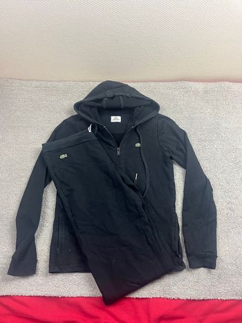 ensemble lacoste noir taille M