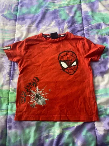 T-shirt Marvel Spiderman rouge 4-5 ans > 110cm