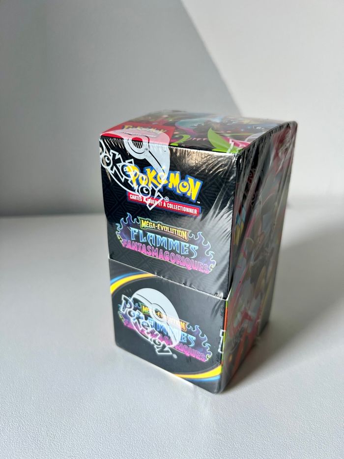 Demi display flammes fantasmagoriques me2 me02 cartes Pokémon - photo numéro 1