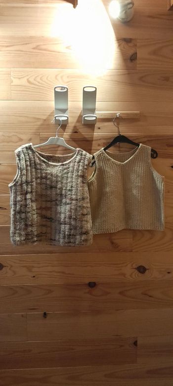 2 hauts handmade 5/8 ans