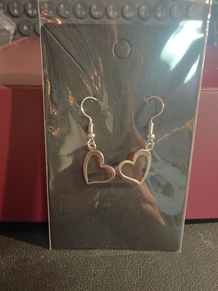 Boucles d'oreilles à coeur - photo numéro 1