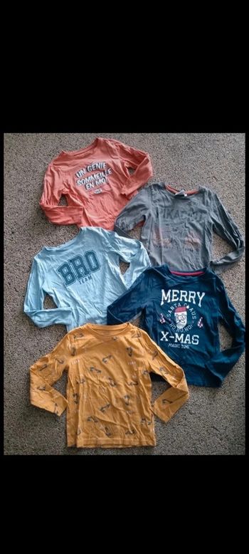 Lot de tee shirts 8 ans