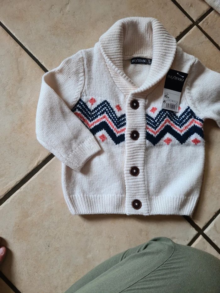 Gilet in extenso 12 mois - photo numéro 2