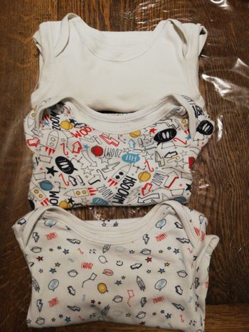 Lot 3 Body manches longues 9 mois
