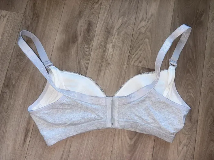 Soutien-gorge d’allaitement - photo numéro 3