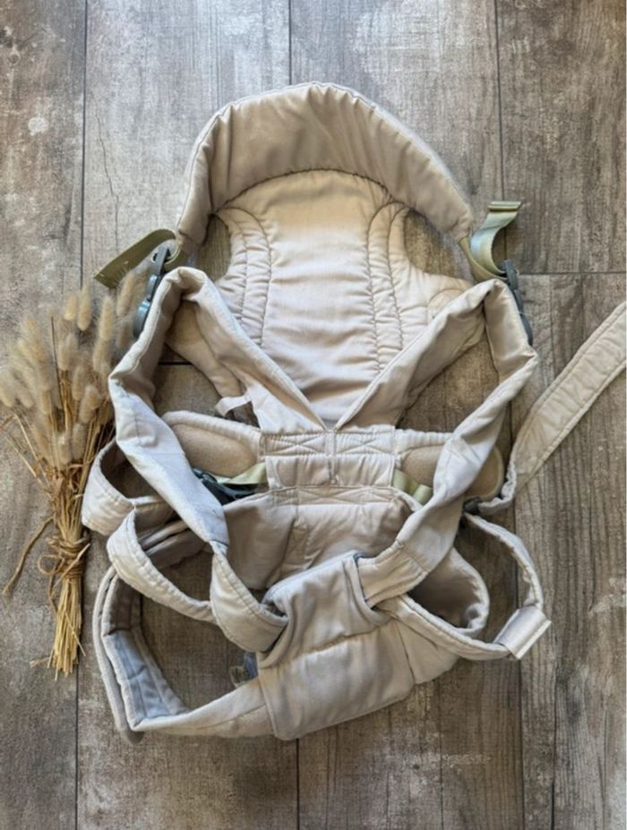 Porte bébé 3,5kg à 12kg Freestyle Classic beige  Tomy - photo numéro 2