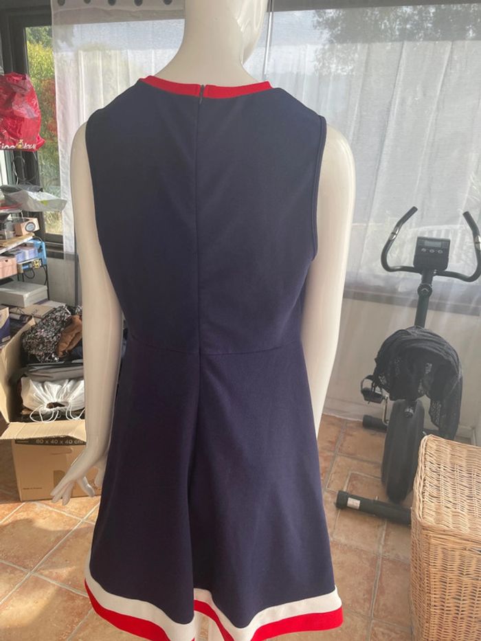 Très belle robe bleu marine - photo numéro 3