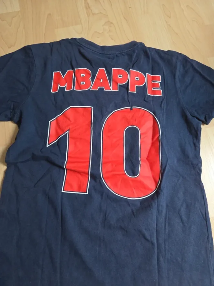 Tee shirt 12ans détail un peu parti - photo numéro 5