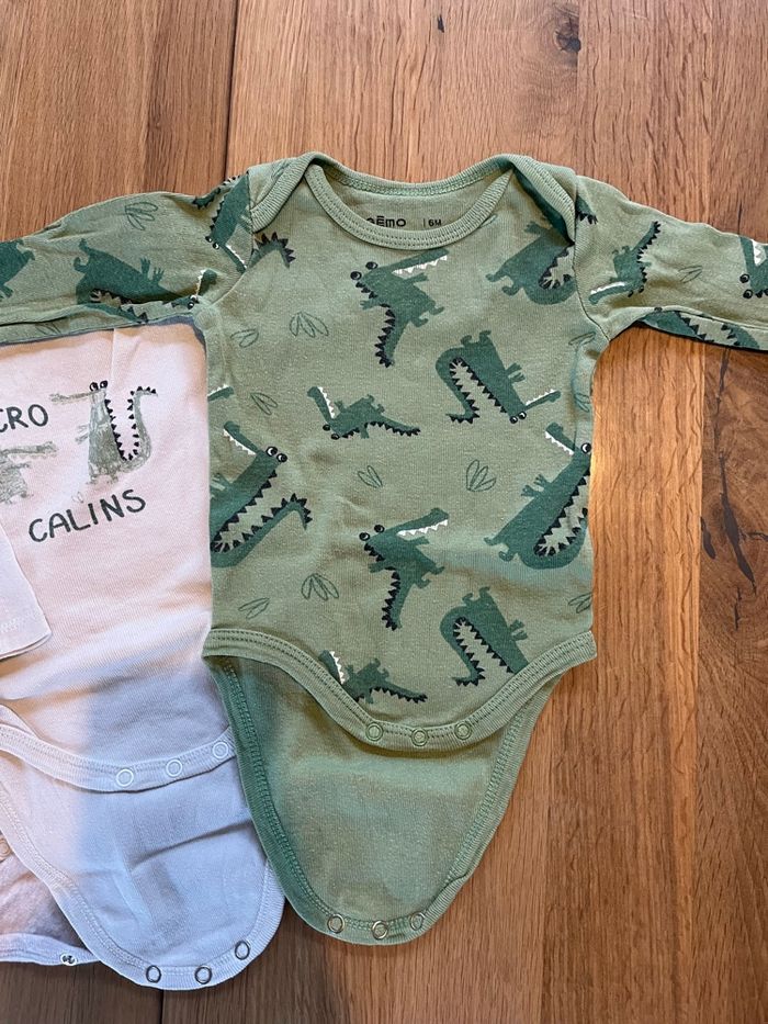 Lot bodies manches longues, jumeaux ou non - photo numéro 4