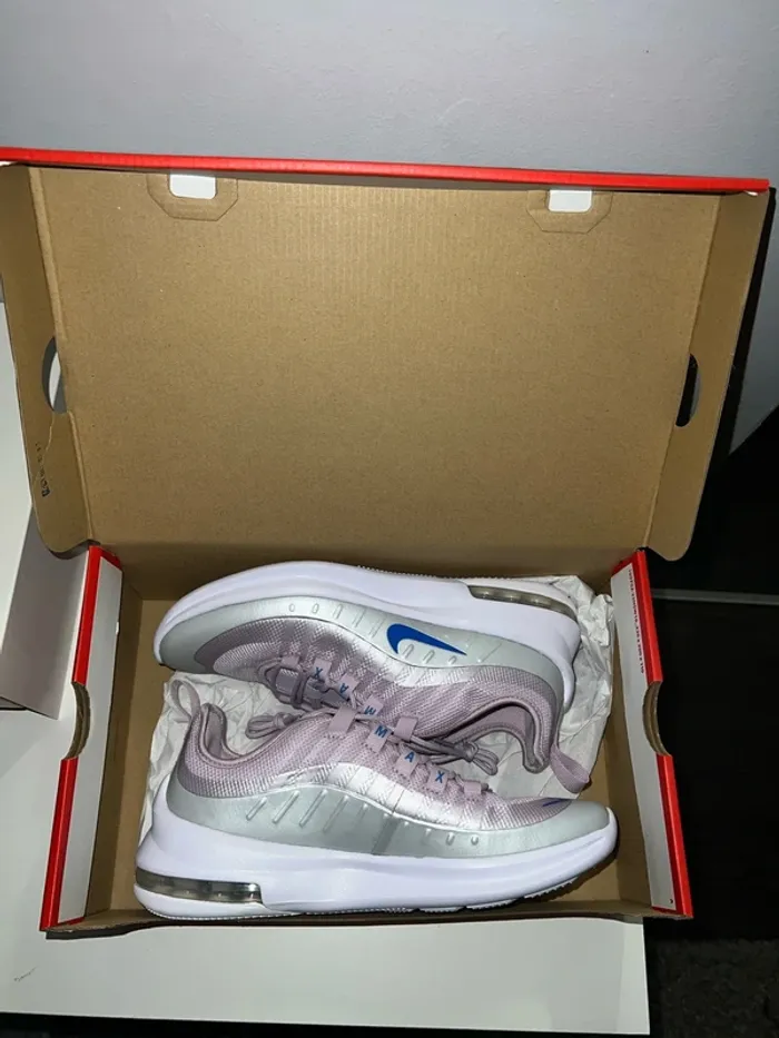 Basket Nike Air Max taille 38.5 femme - photo numéro 13