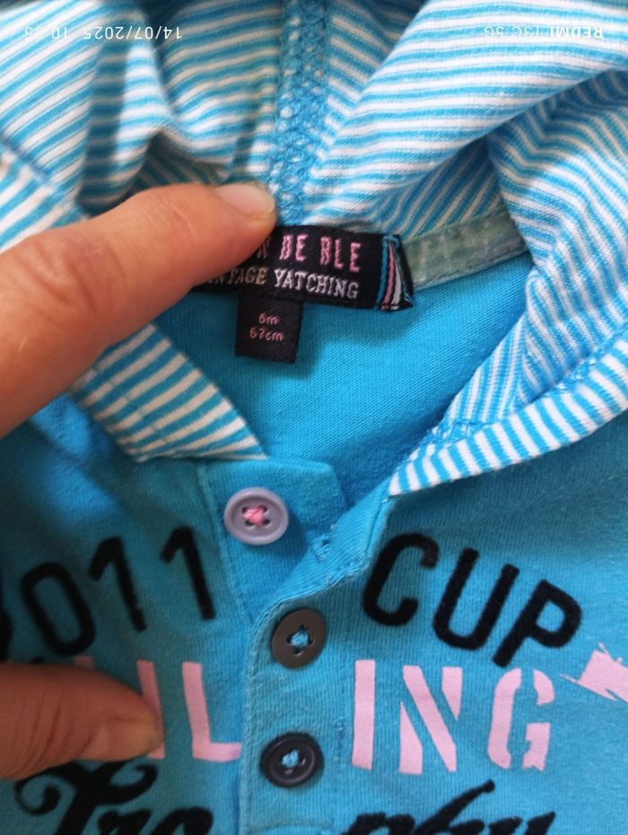 T-shirt à capuche taille 6 mois - photo numéro 2