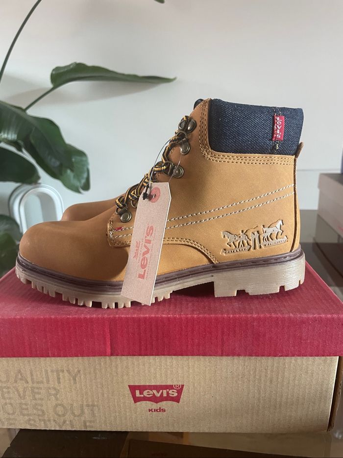 Bottines Levi’s neuves T36