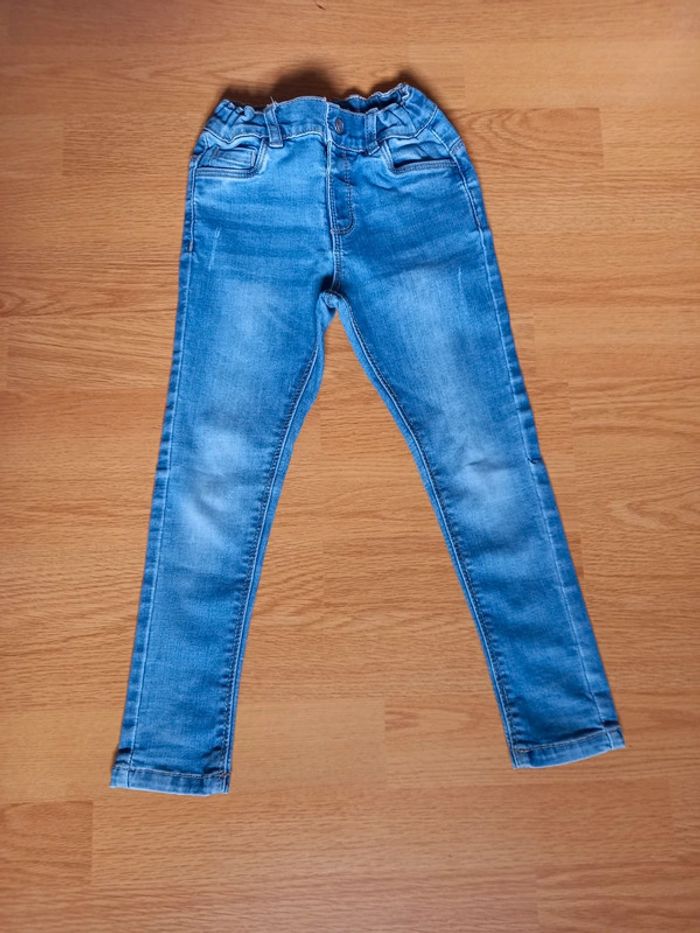 Jean slim, 4 ans