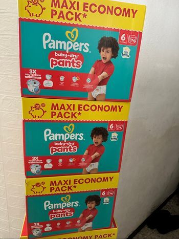 Couches bébé pampers