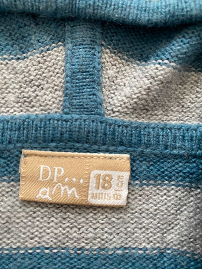Lot 1 gilet réversible Neuf et 3 gilets zippés à capuche TBE - 18 mois - Obaïbi, Vertbaudet & autre - photo numéro 13